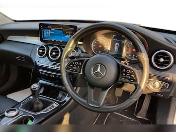 Used Mercedes-Benz C Class 2019 for sale - 76581765: Photo