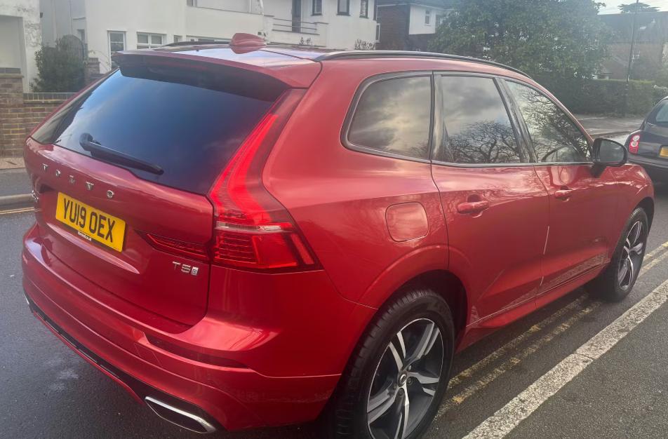 Used Volvo XC60 2019 for sale - 77334310: Photo 2