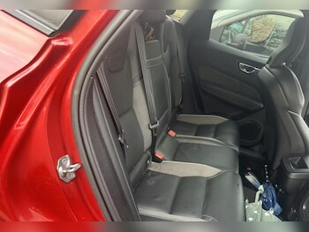 Used Volvo XC60 2019 for sale - 77334310: Photo