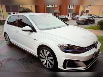 Used Volkswagen Golf 2018 for sale - 77383113: Photo