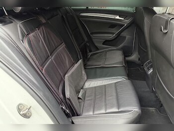 Used Volkswagen Golf 2018 for sale - 77383113: Photo