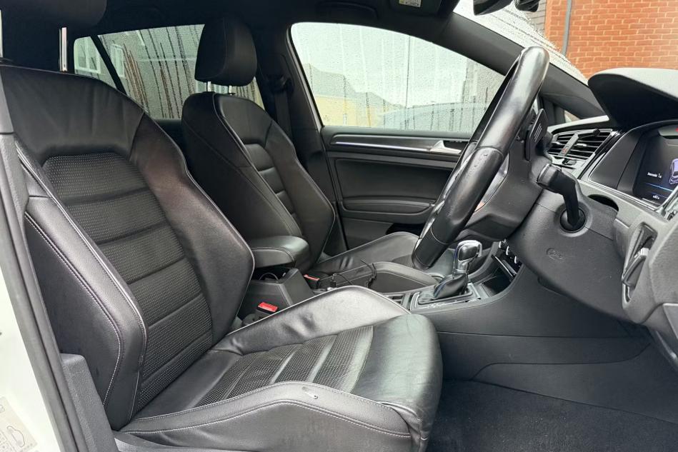 Used Volkswagen Golf 2018 for sale - 77383113: Photo 5