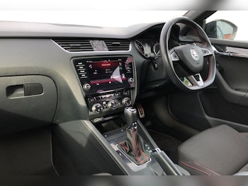 Used Skoda Octavia 2019 for sale - 76047517: Photo 4