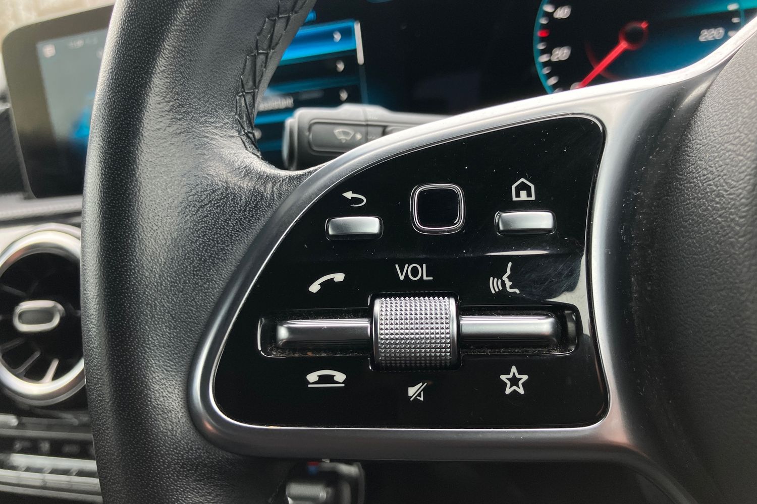 Used Mercedes-Benz A-Class 2020 for sale - 77348531: Photo 17