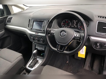 Used Volkswagen Sharan 2020 for sale - 77514677: Photo