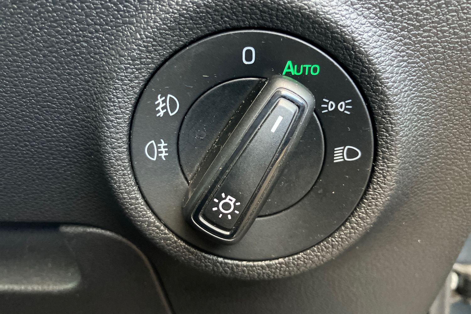 Used Skoda Karoq 2021 for sale - 76280875: Photo 22