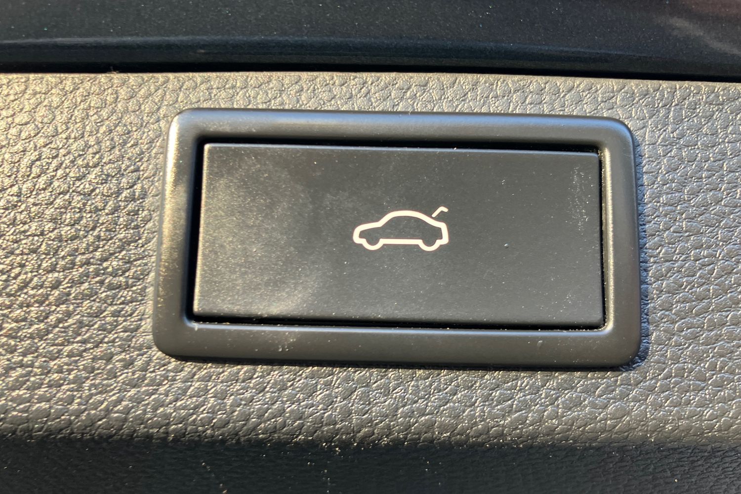 Used Skoda Karoq 2021 for sale - 76280875: Photo 24