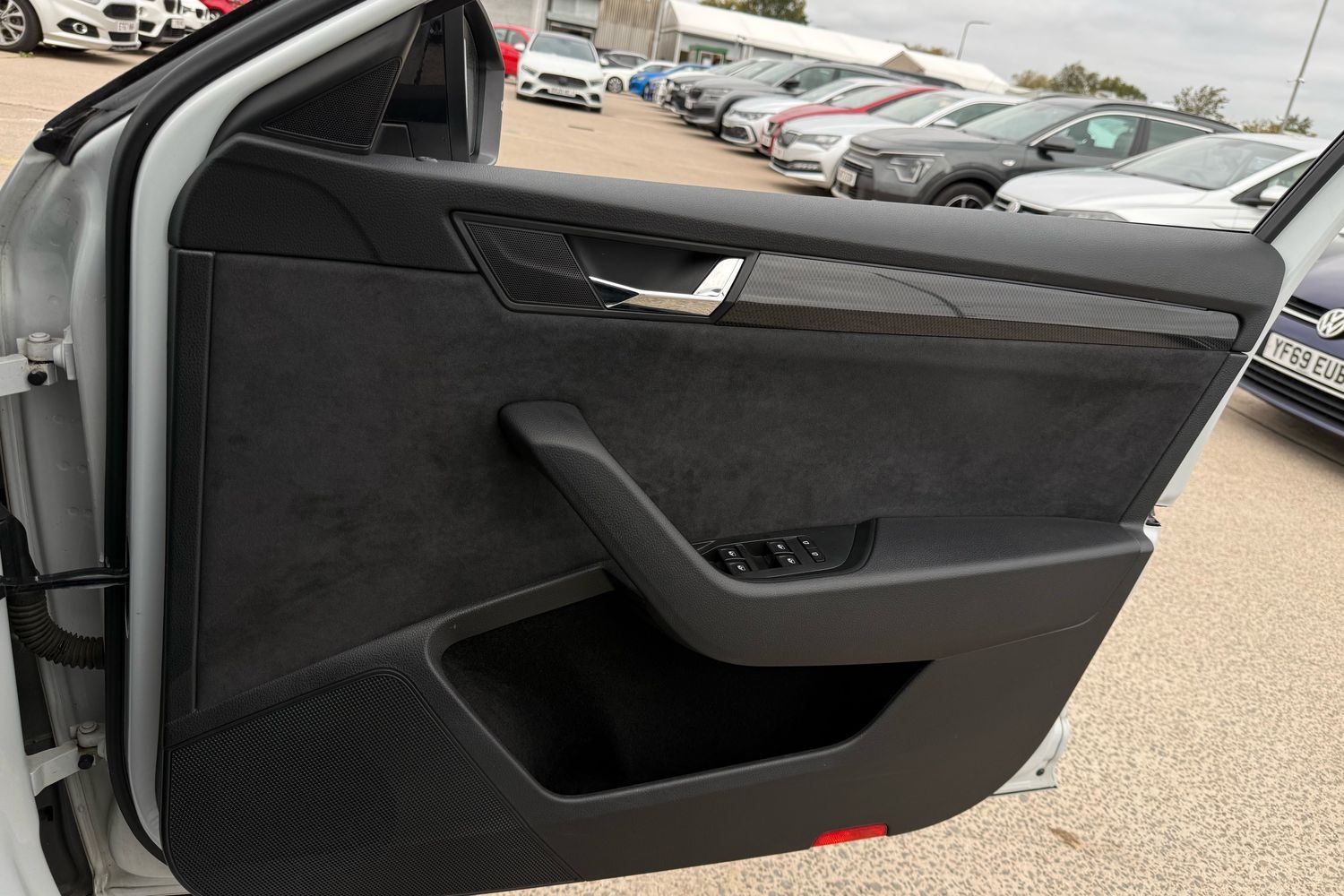 Used Skoda Superb 2019 for sale - 77775896: Photo 12