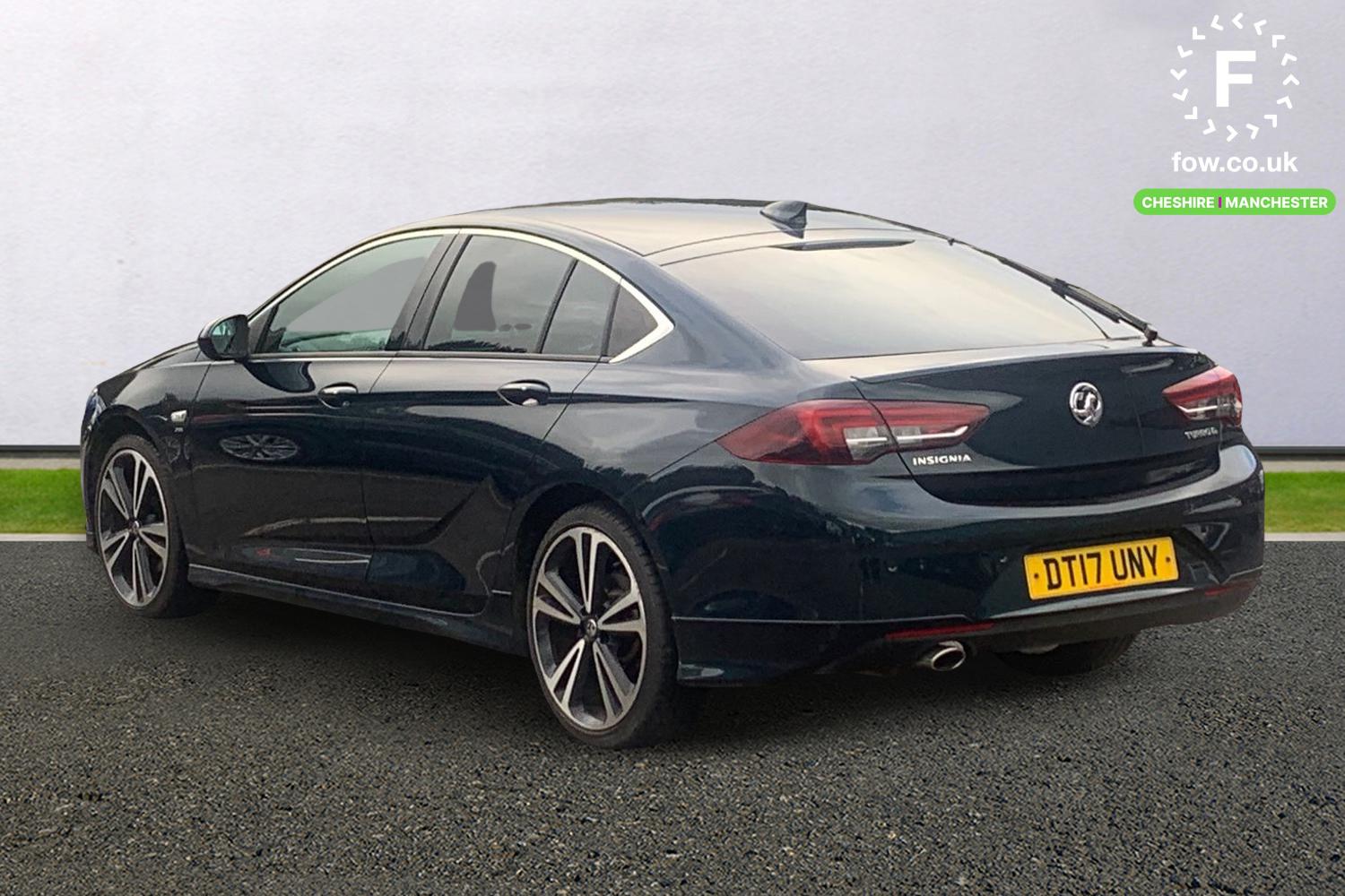 Used Vauxhall Insignia 2017 for sale - 76353364: Photo 2