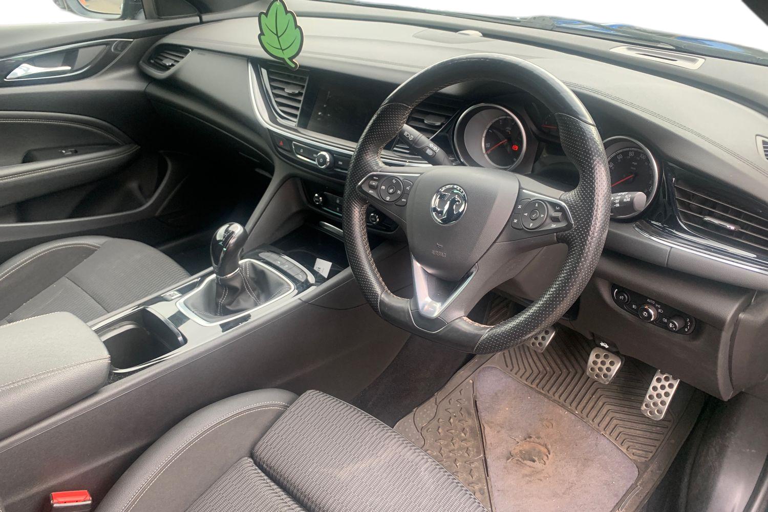 Used Vauxhall Insignia 2017 for sale - 76353364: Photo 3