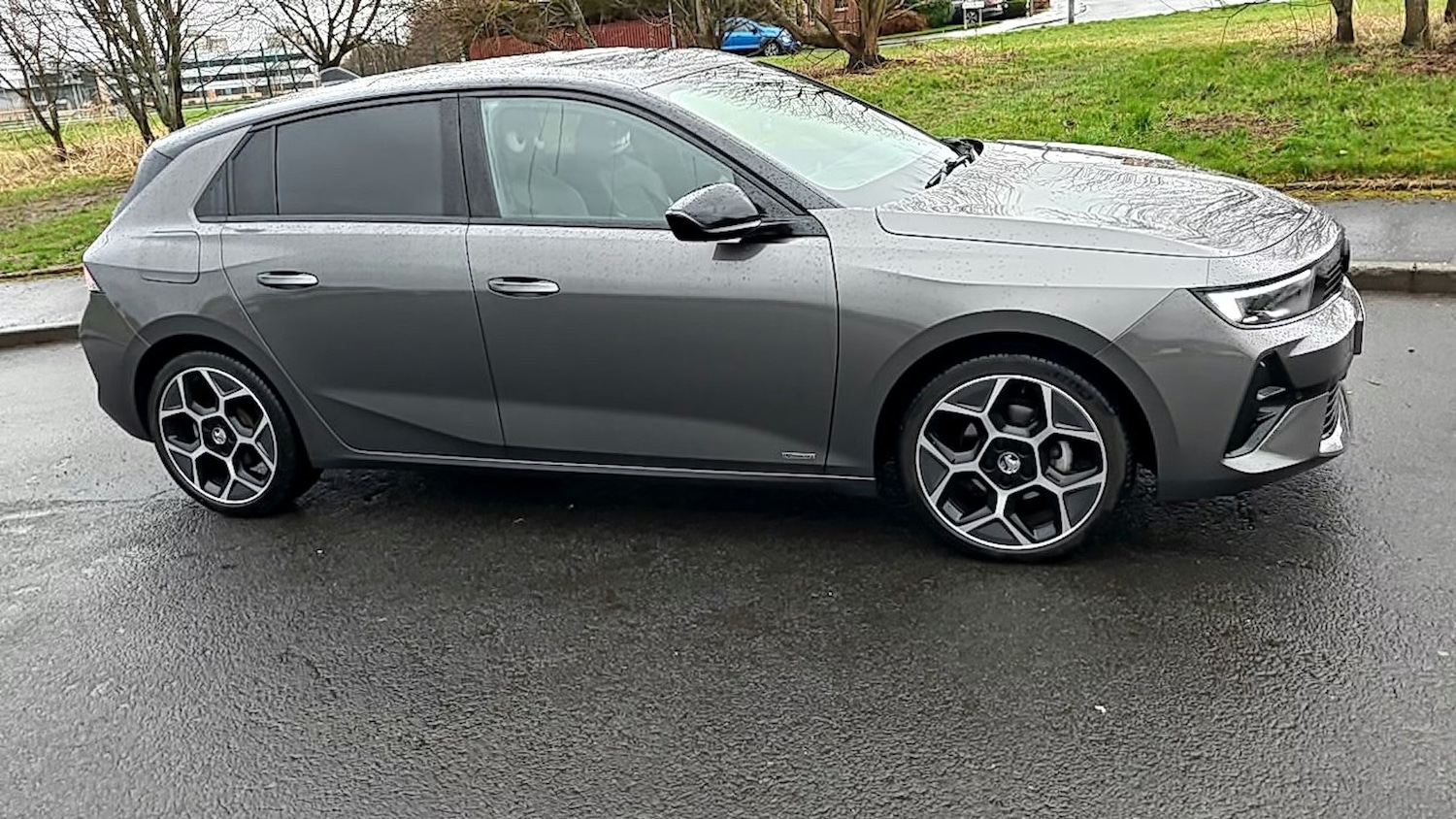 Used Vauxhall Astra 2023 for sale - 77919426: Photo 2