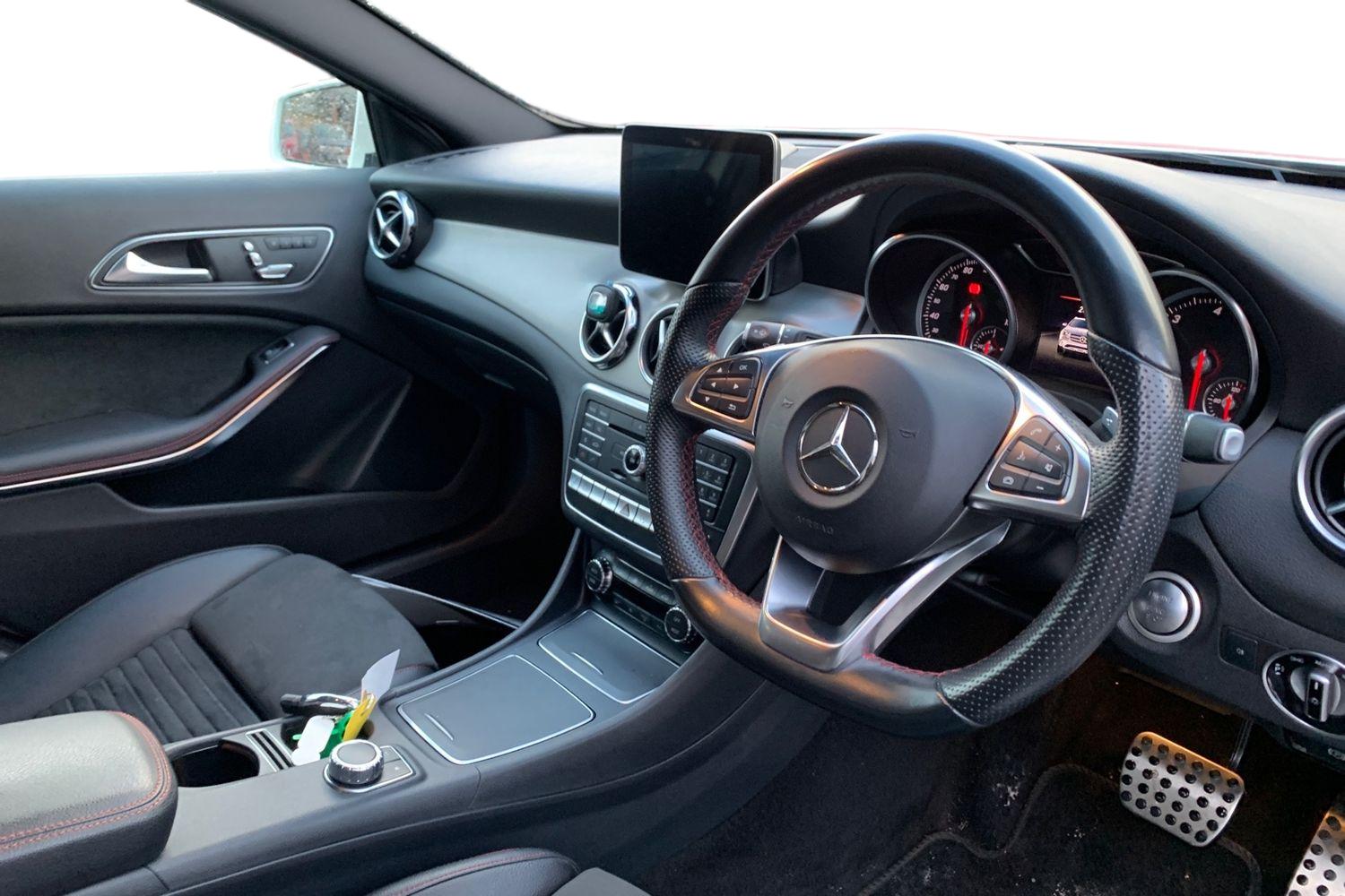 Used Mercedes-Benz GLA 2017 for sale - 77123726: Photo 3