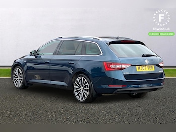 Used Skoda Superb 2017 for sale - 77546573: Photo