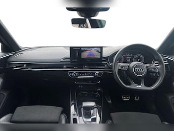 Used Audi A4 2021 for sale - 79082859: Photo