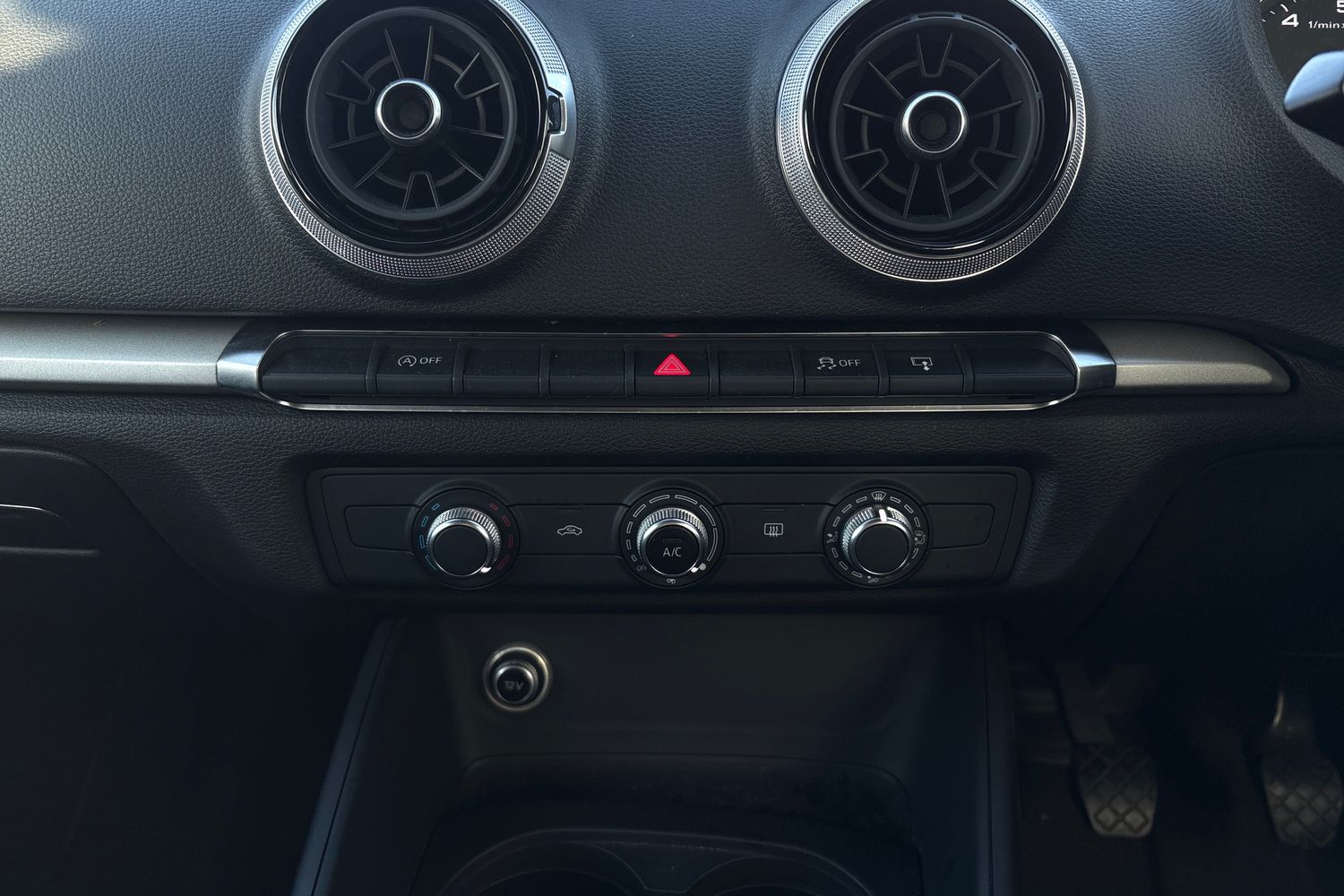 Used Audi A3 2017 for sale - 77211379: Photo 7