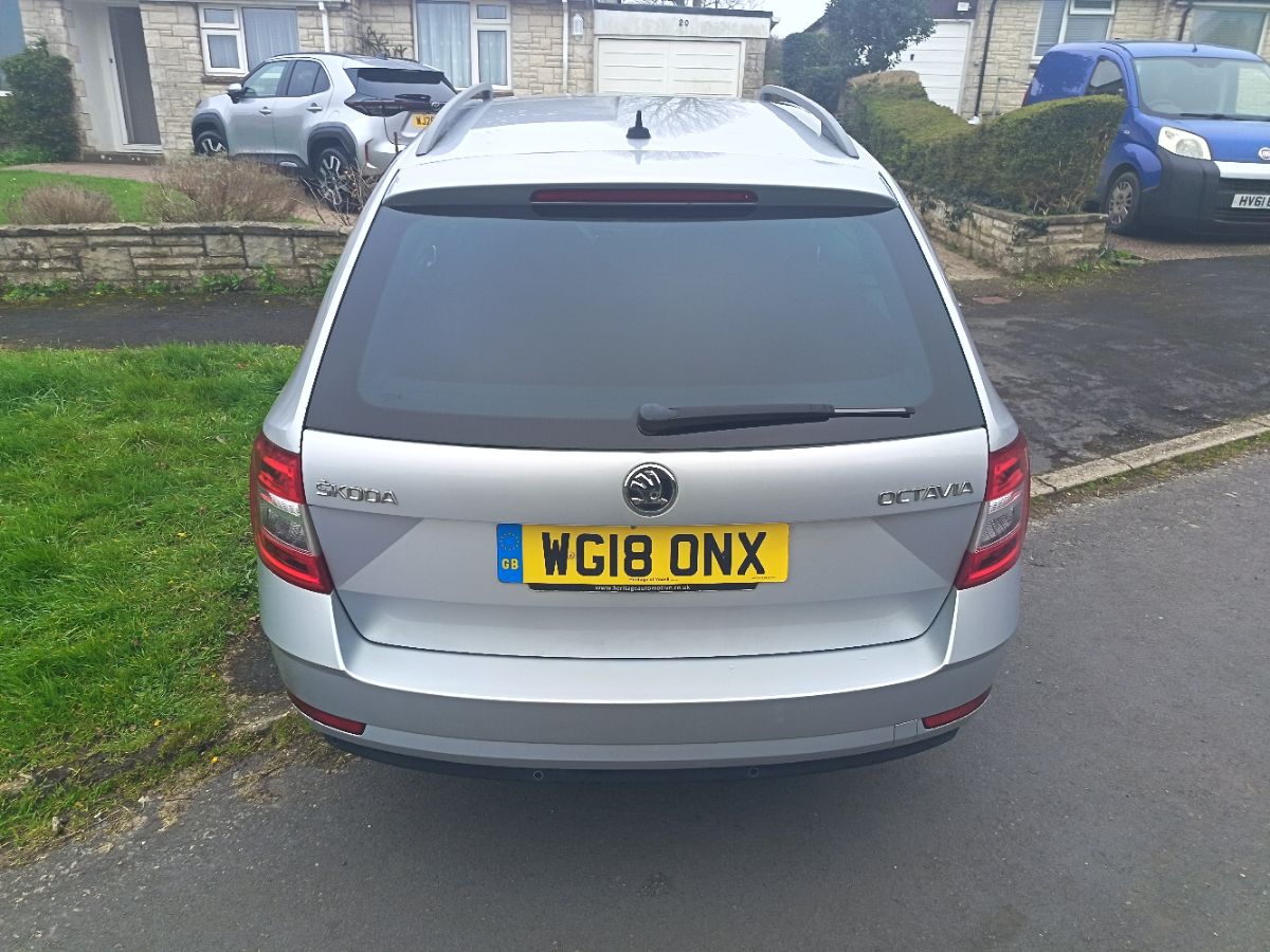 Used Skoda Octavia 2018 for sale - 77919407: Photo 2
