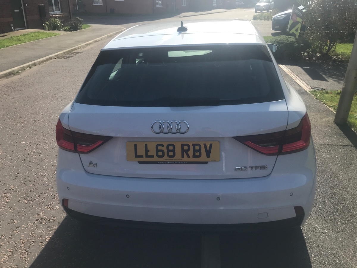 Used Audi A1 2018 for sale - 77943822: Photo 2