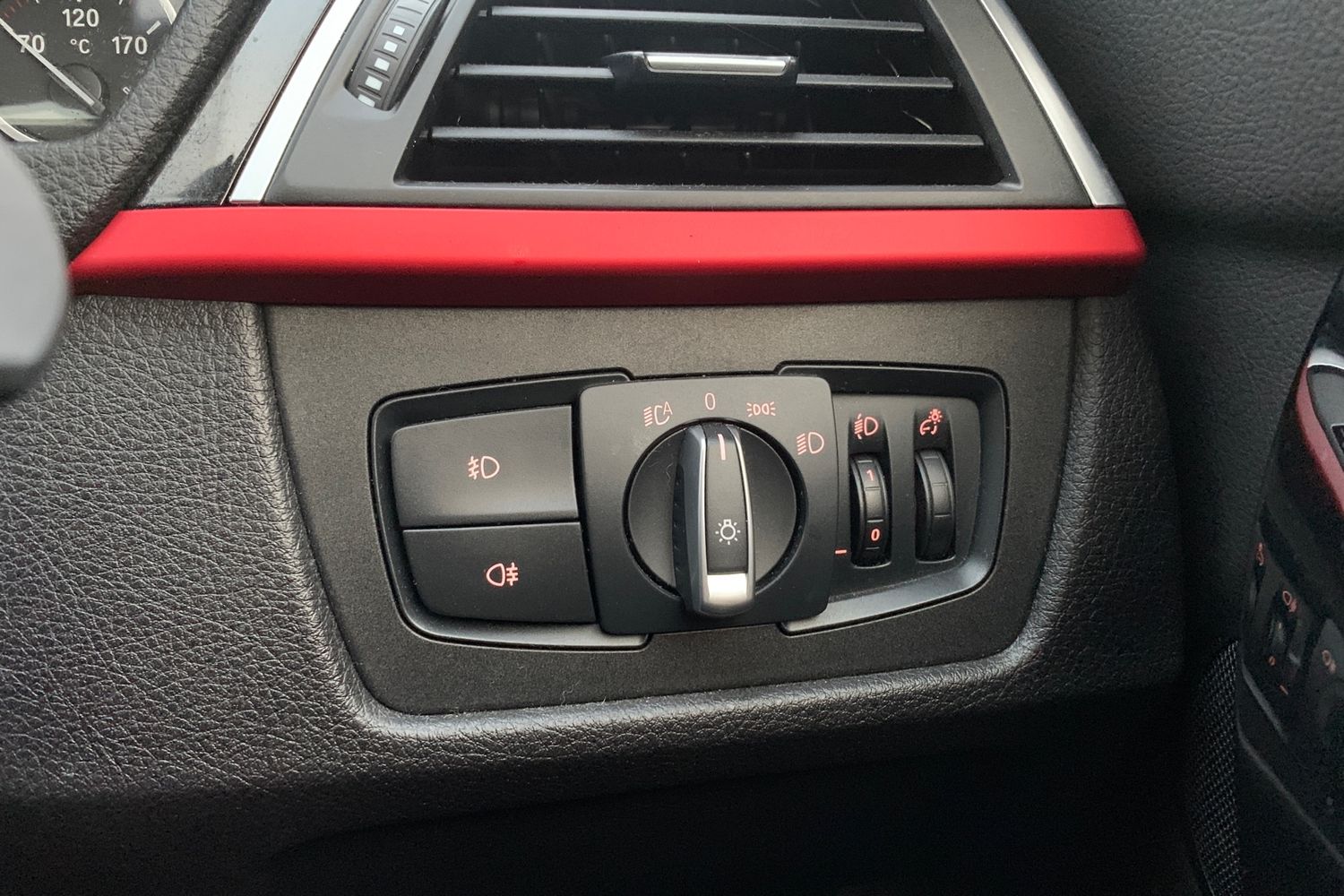 Used BMW 3 Series 2017 for sale - 77275575: Photo 8