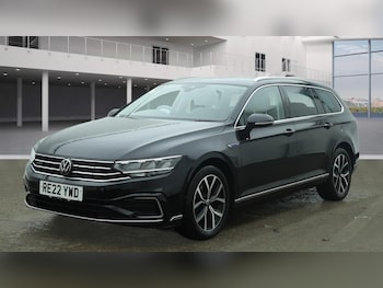 Used Volkswagen Passat 2022 for sale - 75938107: Photo