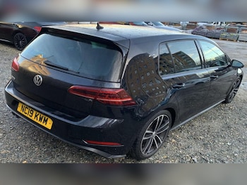 Used Volkswagen Golf 2019 for sale - 77415154: Photo