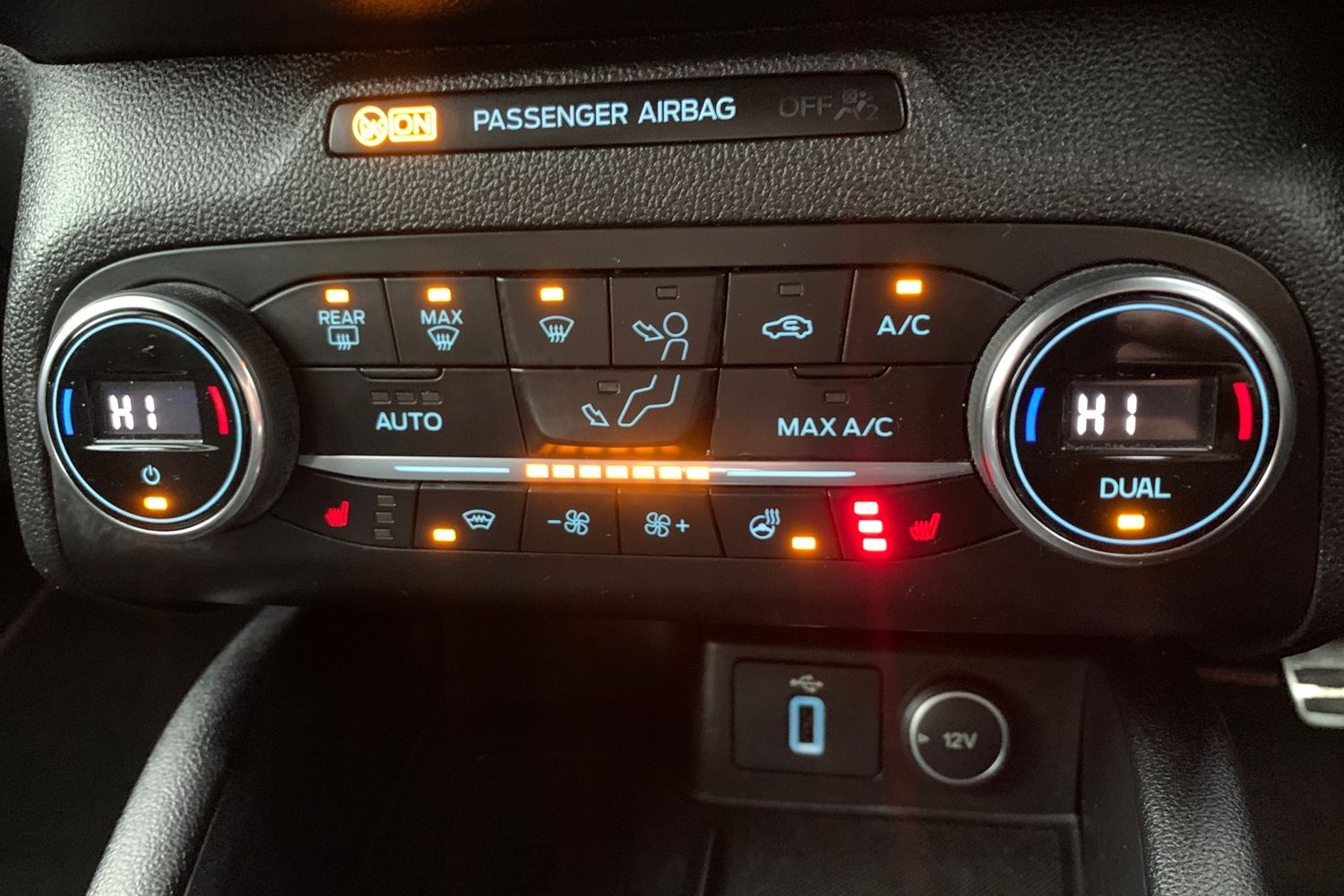 Used Ford Focus 2018 for sale - 76509142: Photo 11