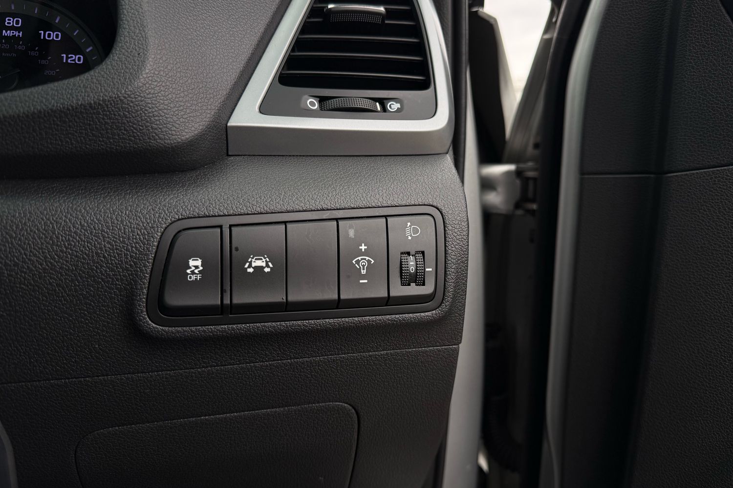 Used Hyundai TUCSON 2017 for sale - 76929328: Photo 11