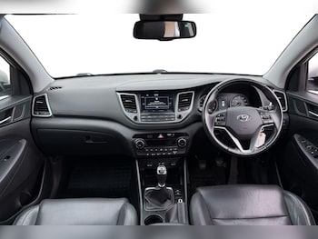 Used Hyundai TUCSON 2017 for sale - 76929328: Photo