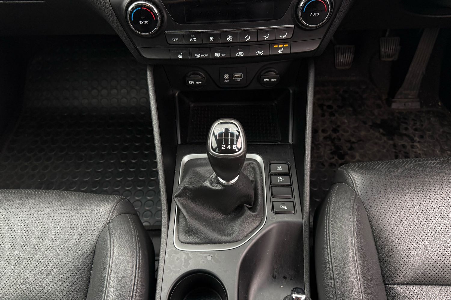 Used Hyundai TUCSON 2017 for sale - 76929328: Photo 8