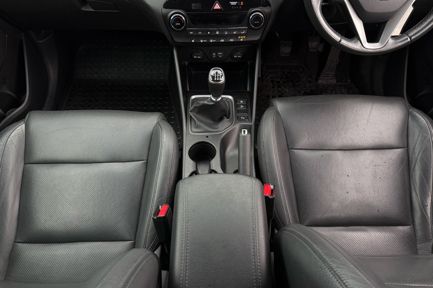 Used Hyundai TUCSON 2017 for sale - 76929328: Photo 9