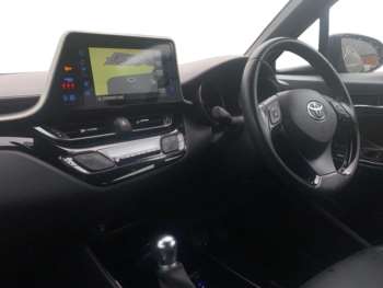 Used Toyota C-HR 2019 for sale - 74999283: Photo