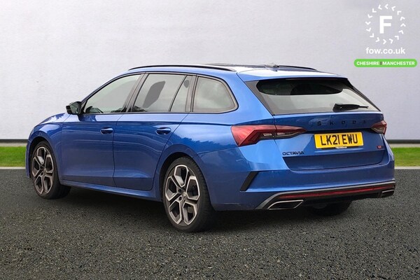 Used Skoda Octavia 2021 for sale - 76206835: Photo 2