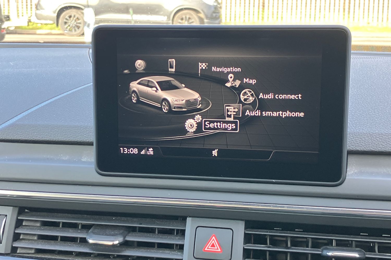 Used Audi A4 2017 for sale - 77527354: Photo 10