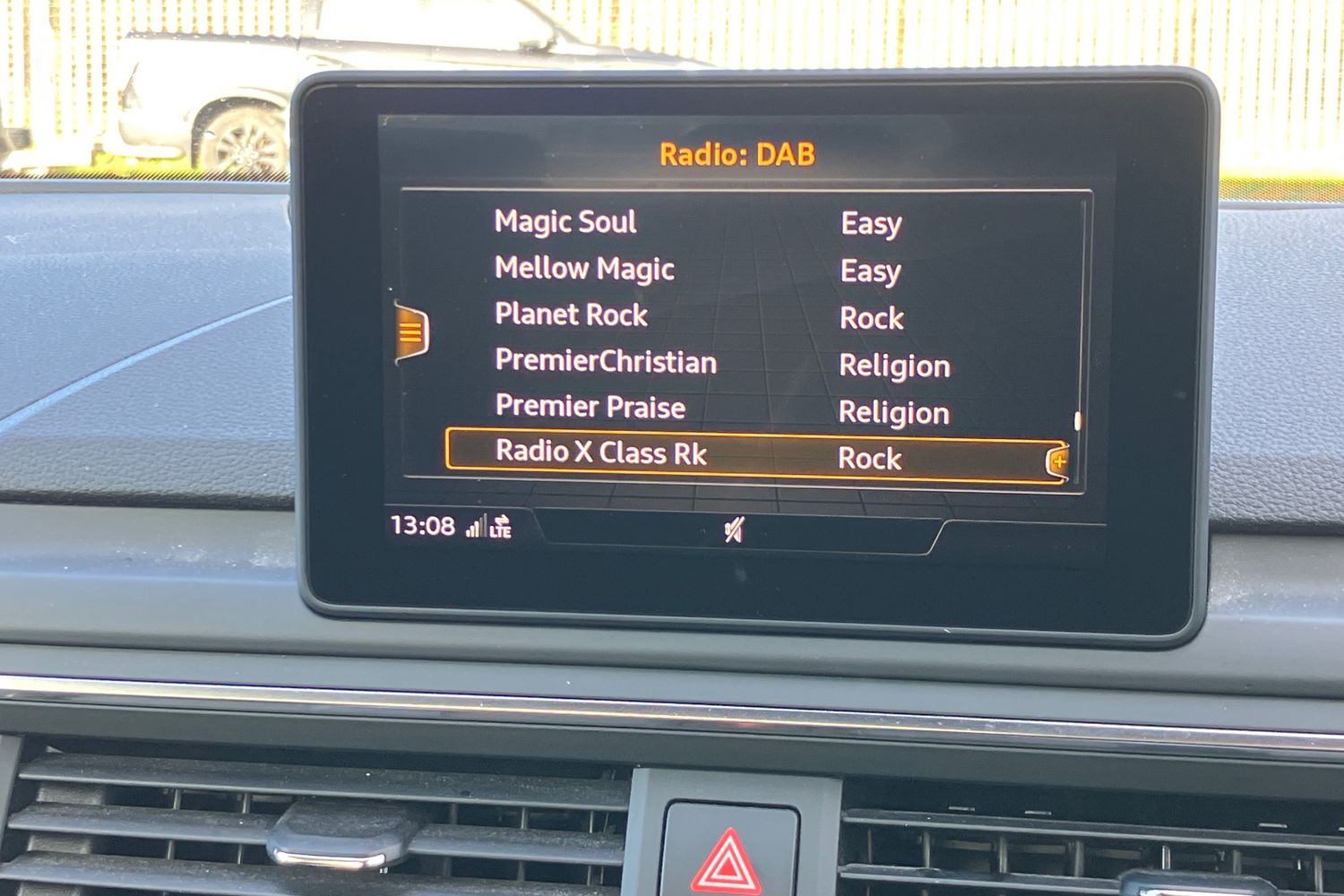 Used Audi A4 2017 for sale - 77527354: Photo 6