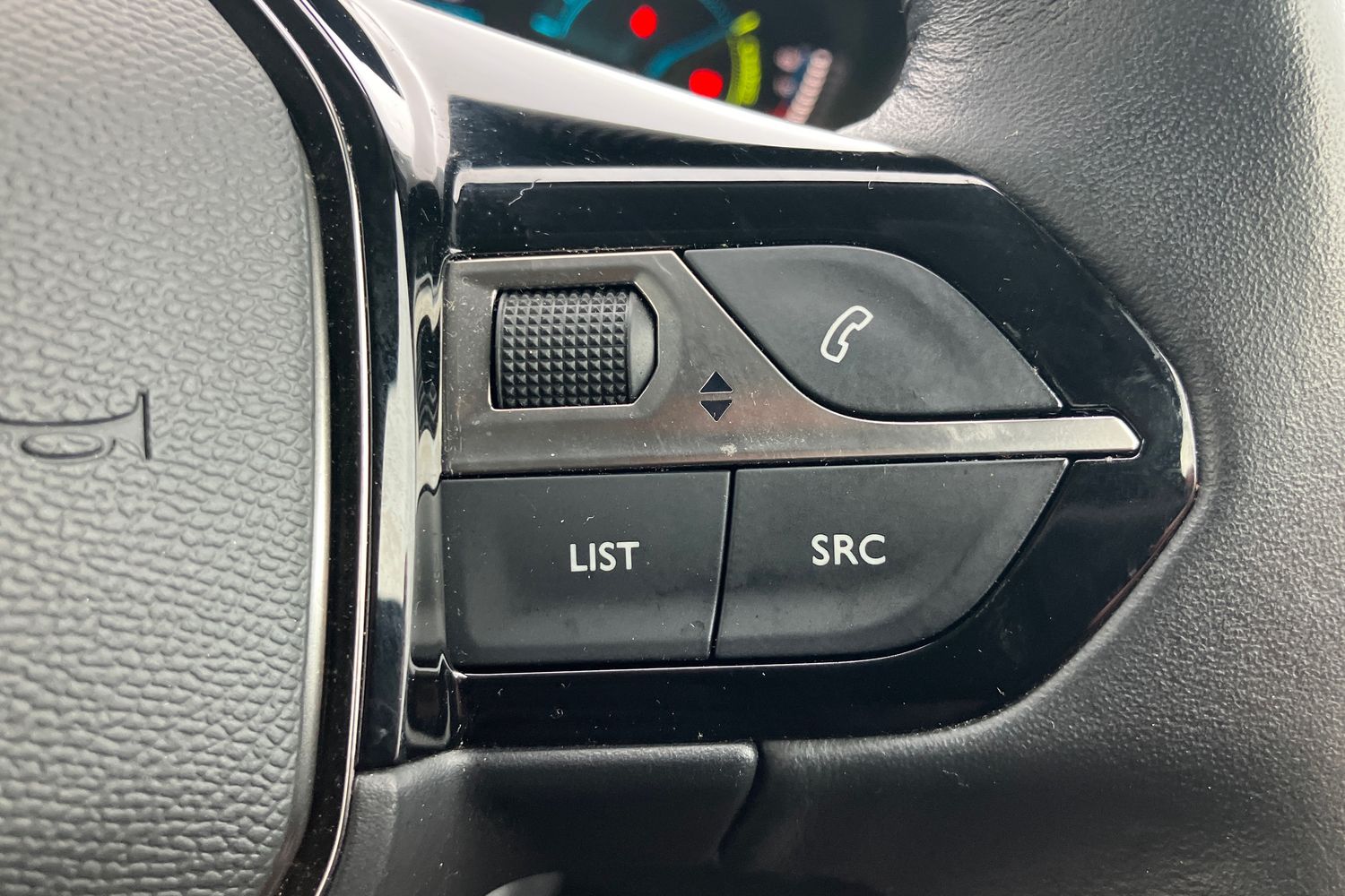 Used Peugeot 2008 2021 for sale - 76836242: Photo 16