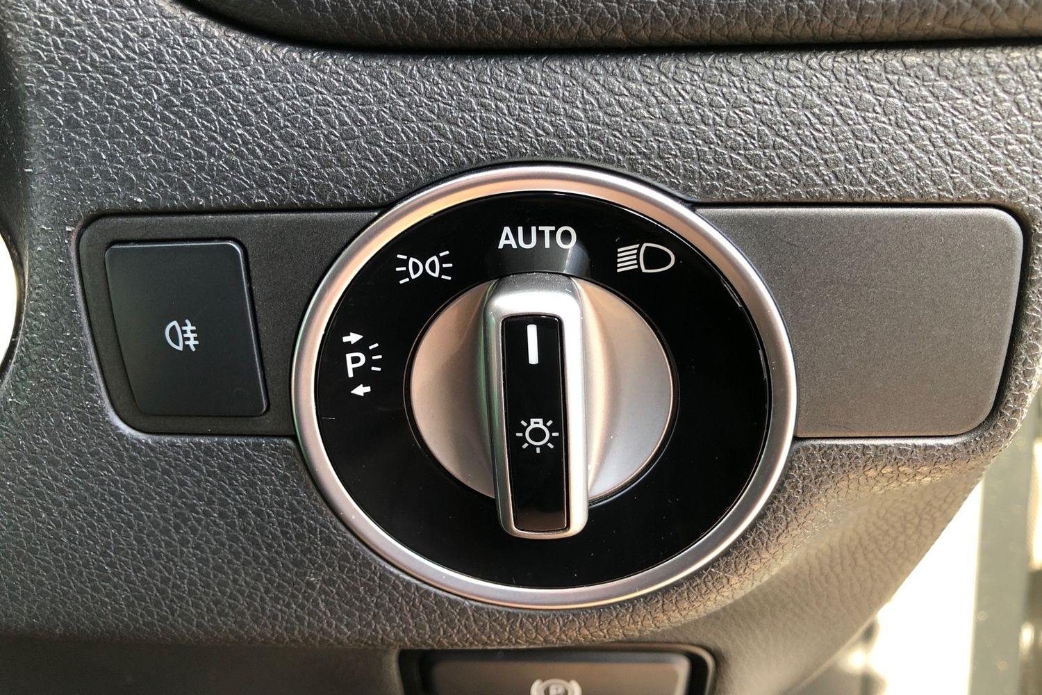 Used Mercedes-Benz GLA 2016 for sale - 76495437: Photo 13