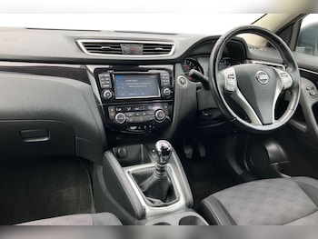 Used Nissan Qashqai 2017 for sale - 79359889: Photo