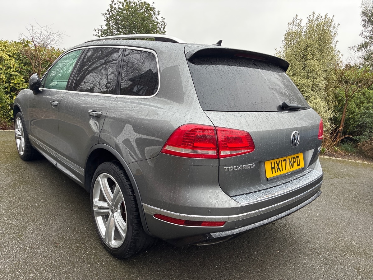 Used Volkswagen Touareg 2017 for sale - 77608252: Photo 3