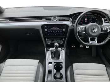 Used Volkswagen Passat 2017 for sale - 74450616: Photo