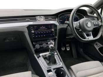 Used Volkswagen Passat 2017 for sale - 74450616: Photo