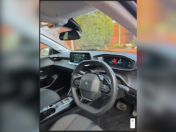 Used Peugeot 208 2022 for sale - 77989650: Photo