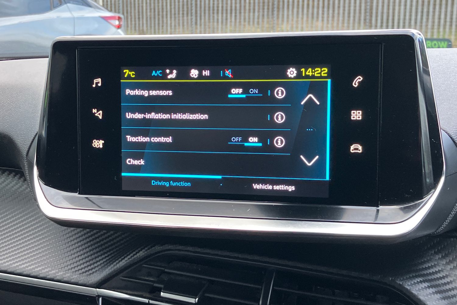 Used Peugeot 2008 2021 for sale - 77565813: Photo 10