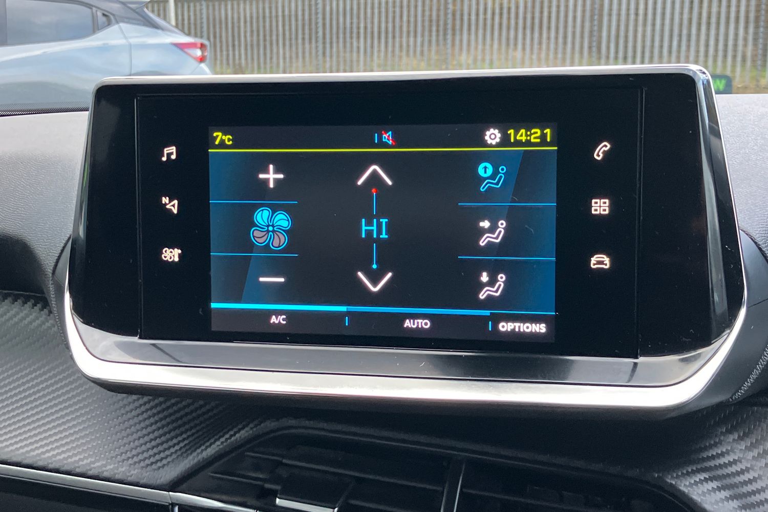 Used Peugeot 2008 2021 for sale - 77565813: Photo 7