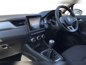 Used Renault Captur 2023 for sale - 79458908: Photo