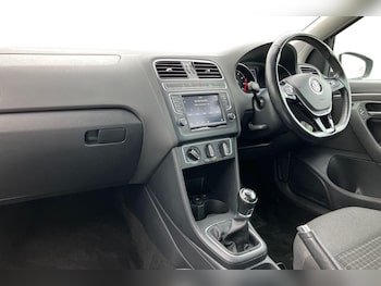 Used Volkswagen Polo 2017 for sale - 77527383: Photo
