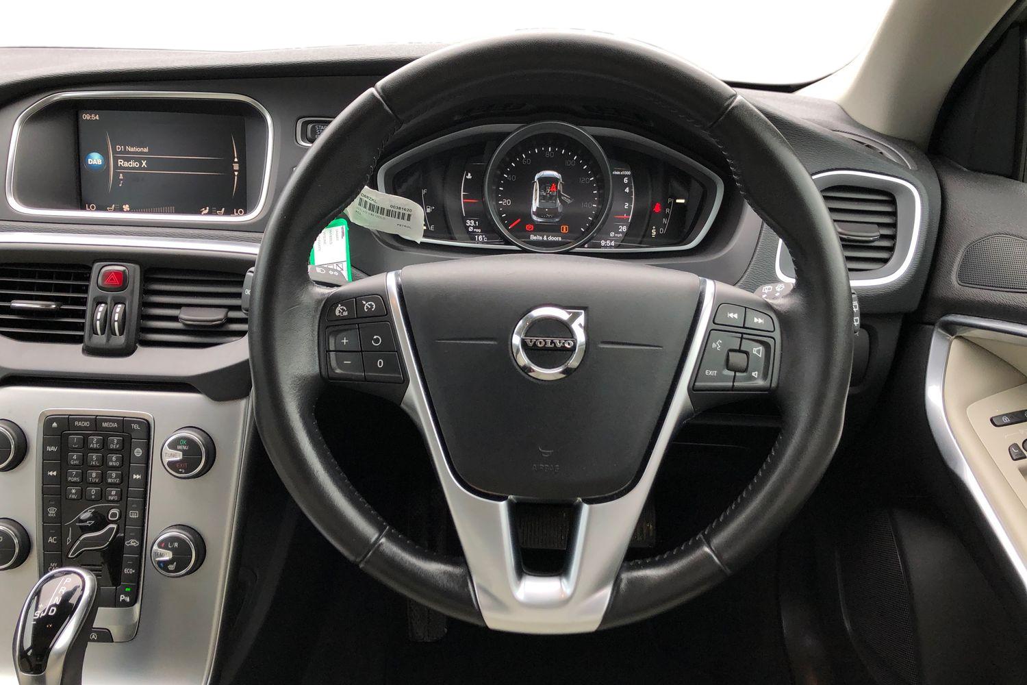 Used Volvo V40 2019 for sale - 76036776: Photo 5