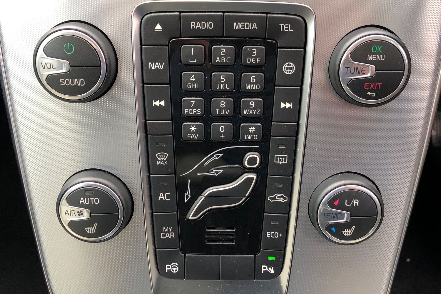Used Volvo V40 2019 for sale - 76036776: Photo 9