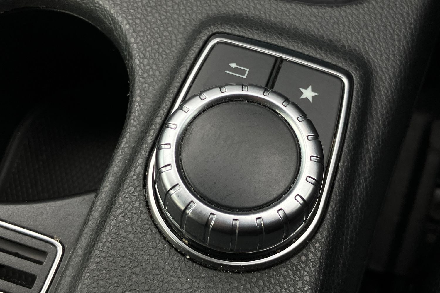 Used Mercedes-Benz GLA 2019 for sale - 77502215: Photo 17