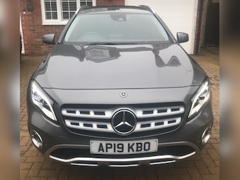 Used Mercedes-Benz GLA 2019 for sale - 77502215: Photo