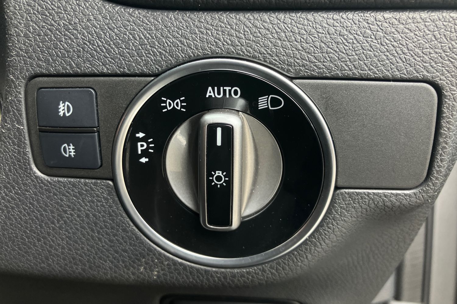 Used Mercedes-Benz GLA 2019 for sale - 77502215: Photo 24