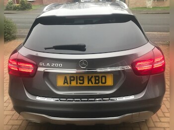 Used Mercedes-Benz GLA 2019 for sale - 77502215: Photo